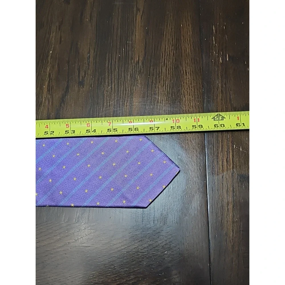 Brooks Brothers Men's Purple Necktie 100%‎ Silk Hand Made  in USA